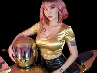 Xlovecam Live Sex Cam of LoveMeKara