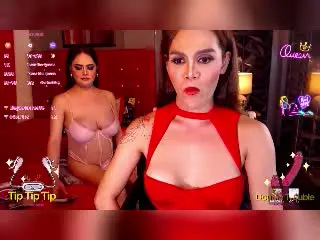 Xlovecam Live Sex Cam of TwoBombShell