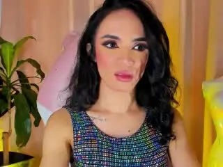 Xlovecam Nude Webcam of ChantalSophie